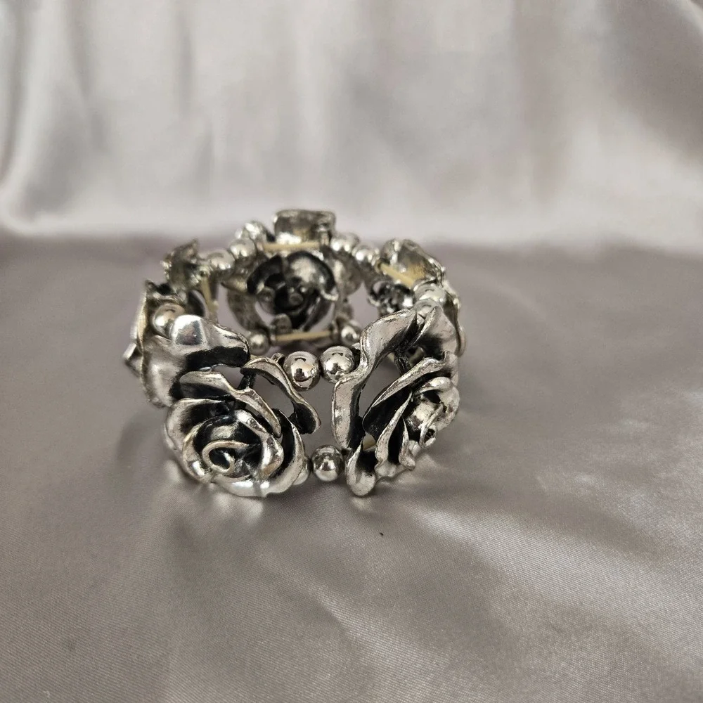 N/A this silver